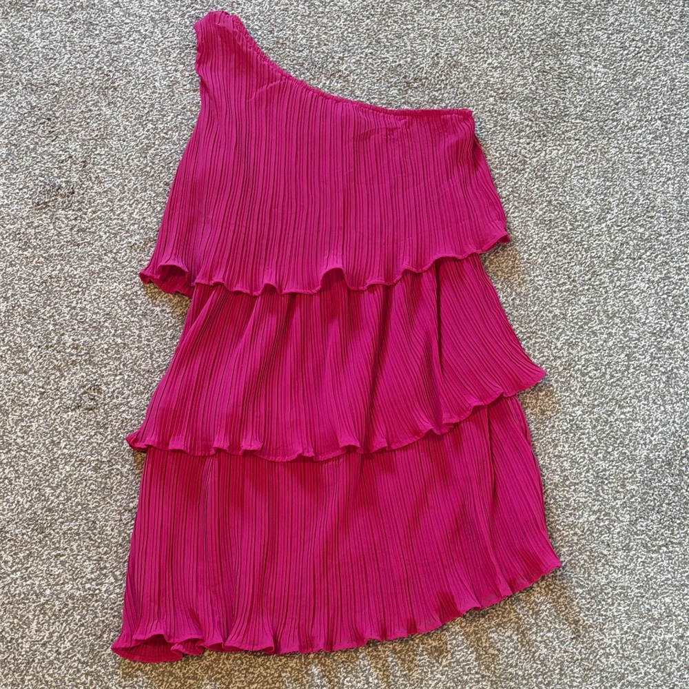 Elegant One-Shoulder Pink Dress